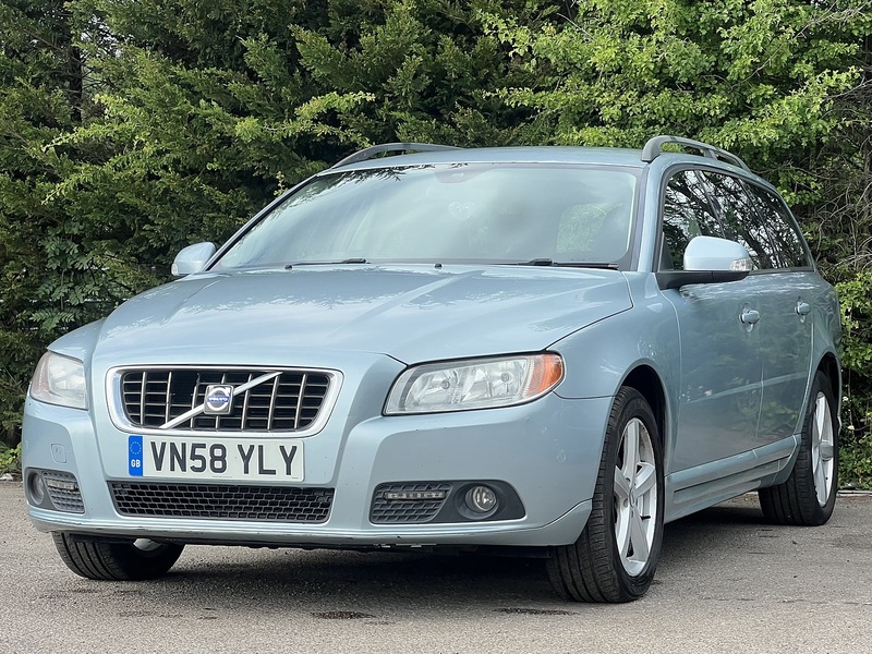 Volvo V70 T5 Se Lux - U12265