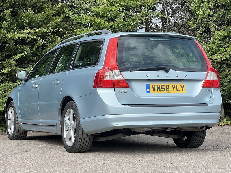 Volvo V70 T5 Se Lux - U12265