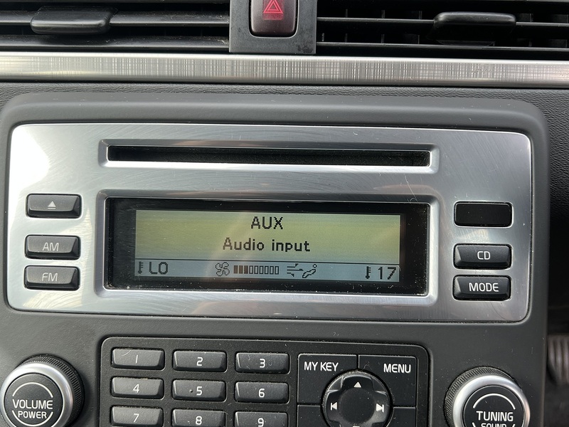 Volvo V70 T5 Se Lux - U12265