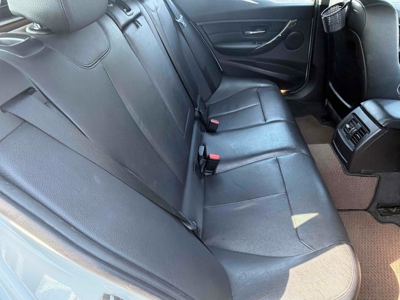 BMW 3 Series 320D Luxury Touring - U12266