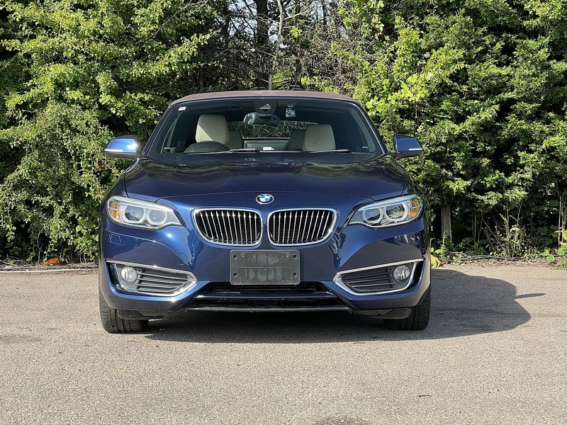 BMW 2 Series 220I Luxury - U12267