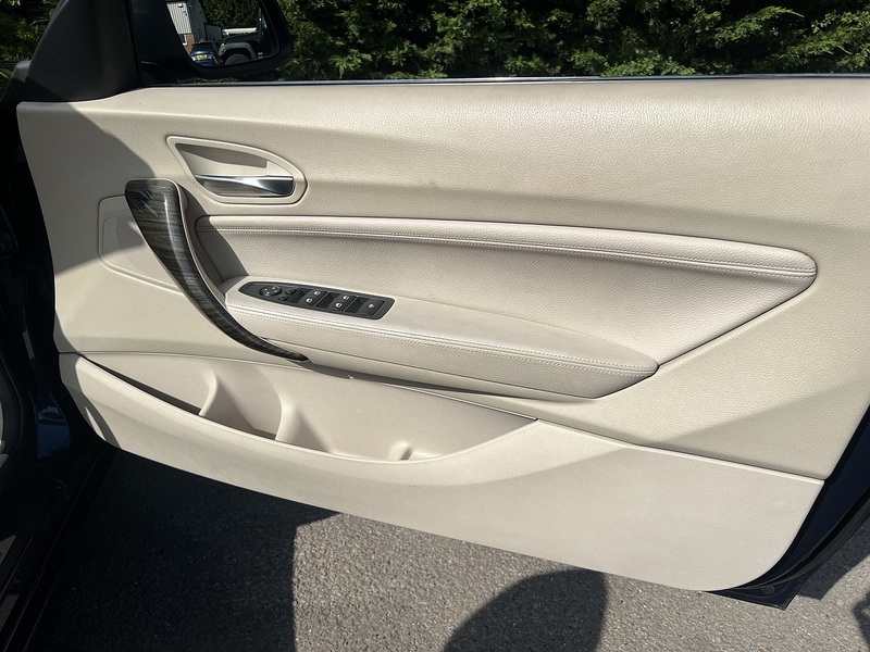 BMW 2 Series 220I Luxury - U12267