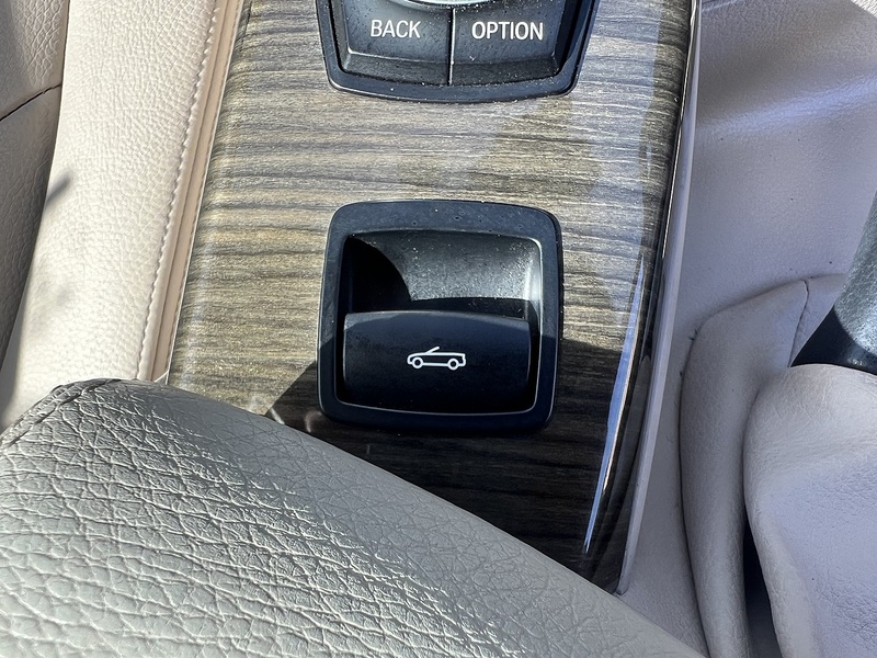 BMW 2 Series 220I Luxury - U12267