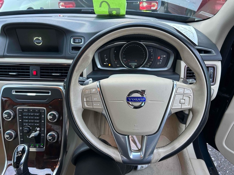 Volvo V70 T4 Se - U12270