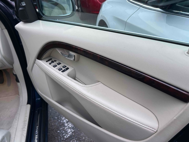 Volvo V70 T4 Se - U12270