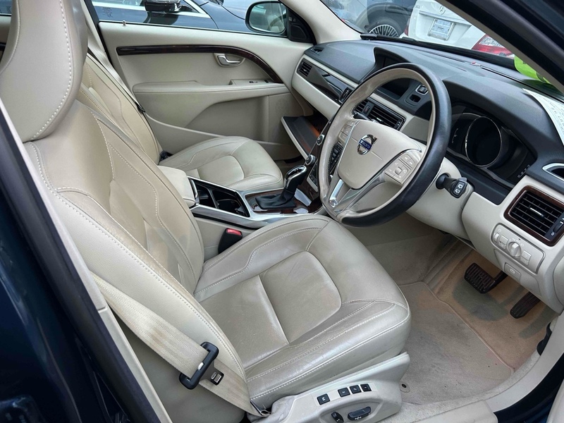 Volvo V70 T4 Se - U12270