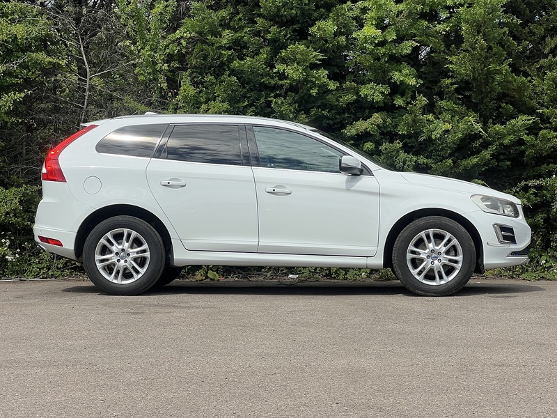 Volvo Xc60 T5 Se Lux Nav - U12274