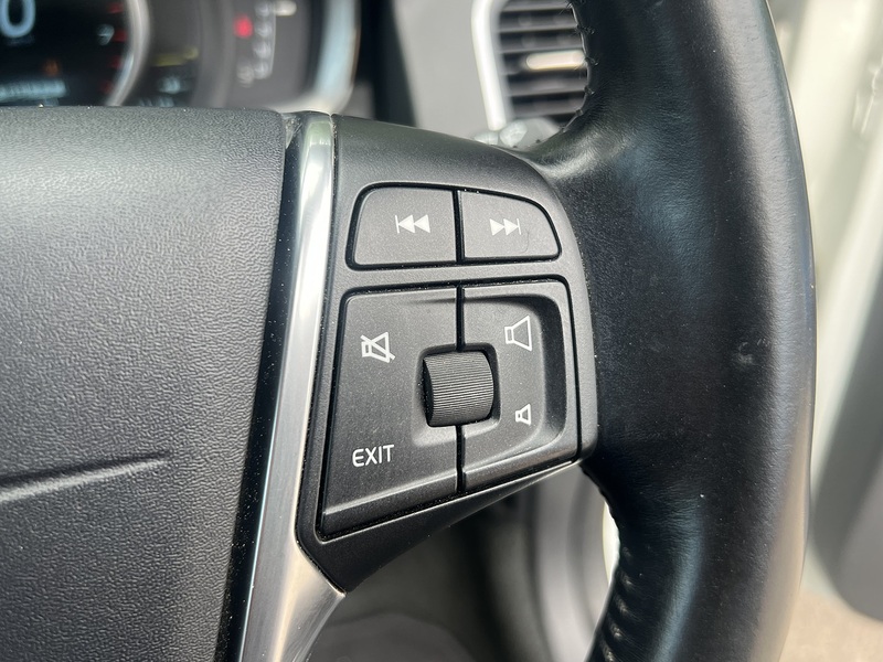 Volvo Xc60 T5 Se Lux Nav - U12274
