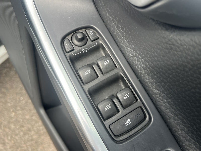 Volvo Xc60 T5 Se Lux Nav - U12274