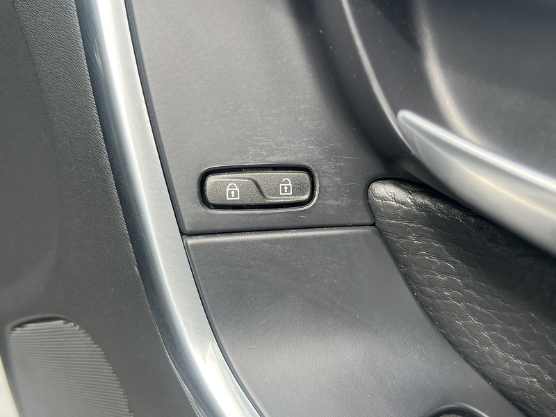 Volvo Xc60 T5 Se Lux Nav - U12274