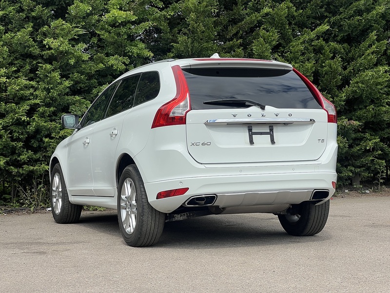 Volvo Xc60 T5 Se Lux Nav - U12274