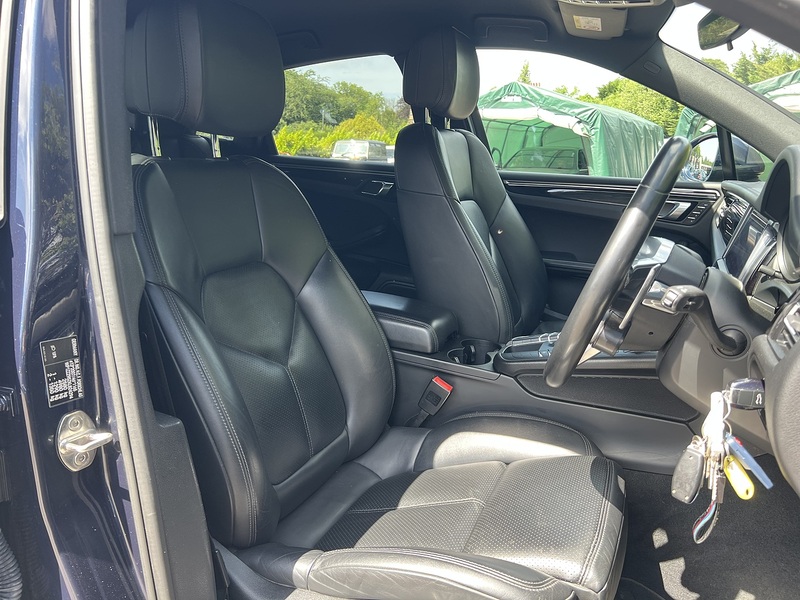 Porsche Macan T V6 S - U12277