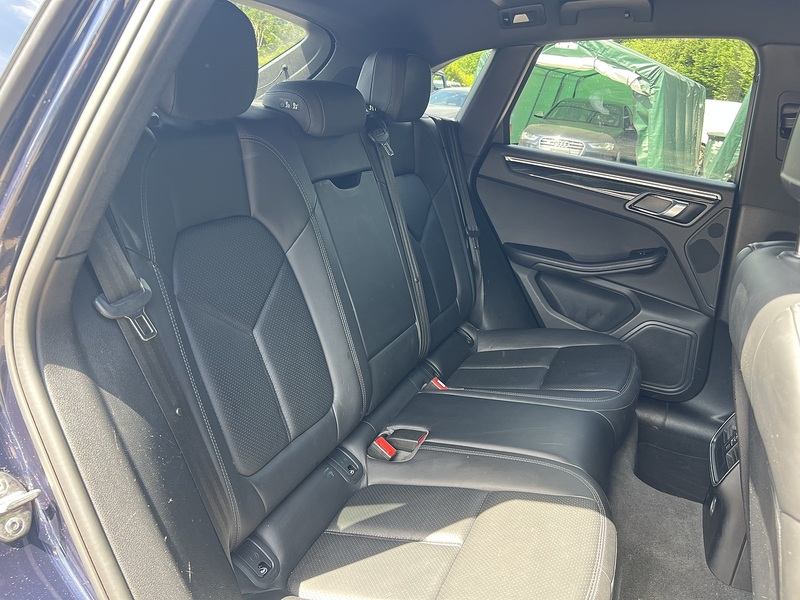 Porsche Macan T V6 S - U12277