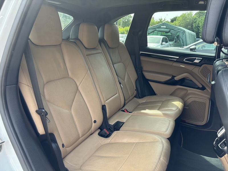 Porsche Cayenne V6 Tiptronic S - U12278