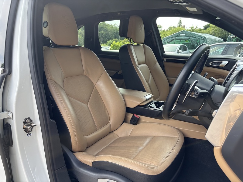Porsche Cayenne V6 Tiptronic S - U12278