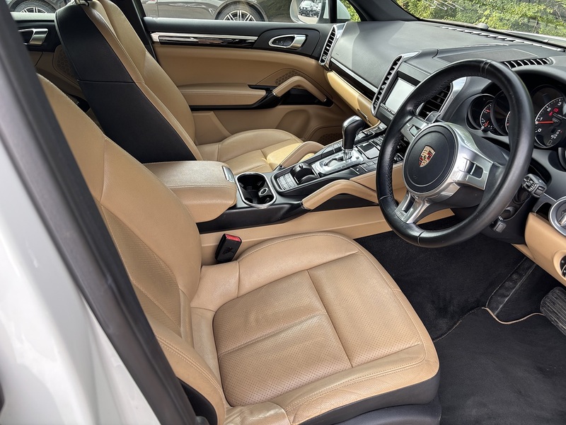 Porsche Cayenne V6 Tiptronic S - U12278