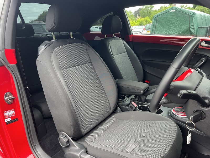 Volkswagen Beetle Design Tsi - U12281