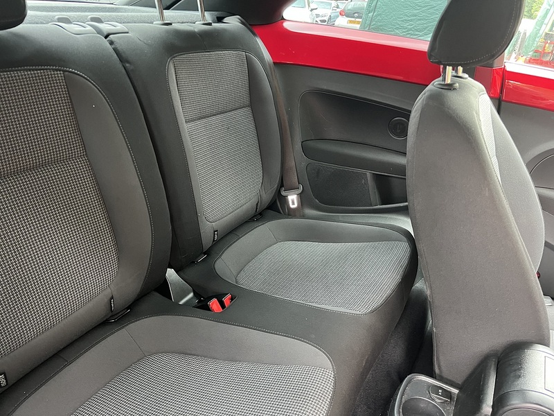 Volkswagen Beetle Design Tsi - U12281