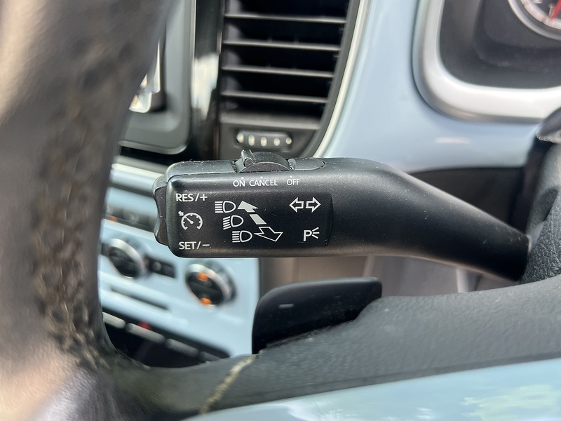 Volkswagen Beetle Design Tsi - U12282