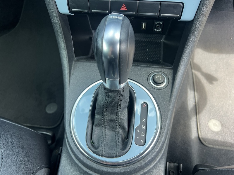 Volkswagen Beetle Design Tsi - U12282