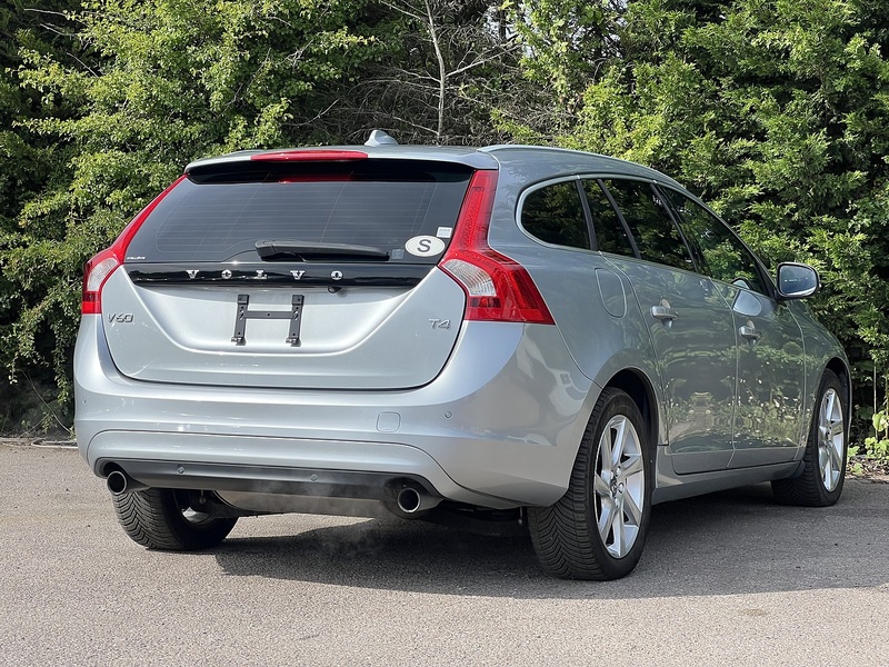 Volvo V60 T4 Se Lux Nav - U12284