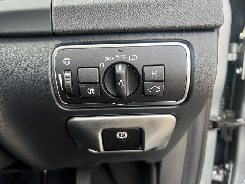 Volvo V60 T4 Se Lux Nav - U12284