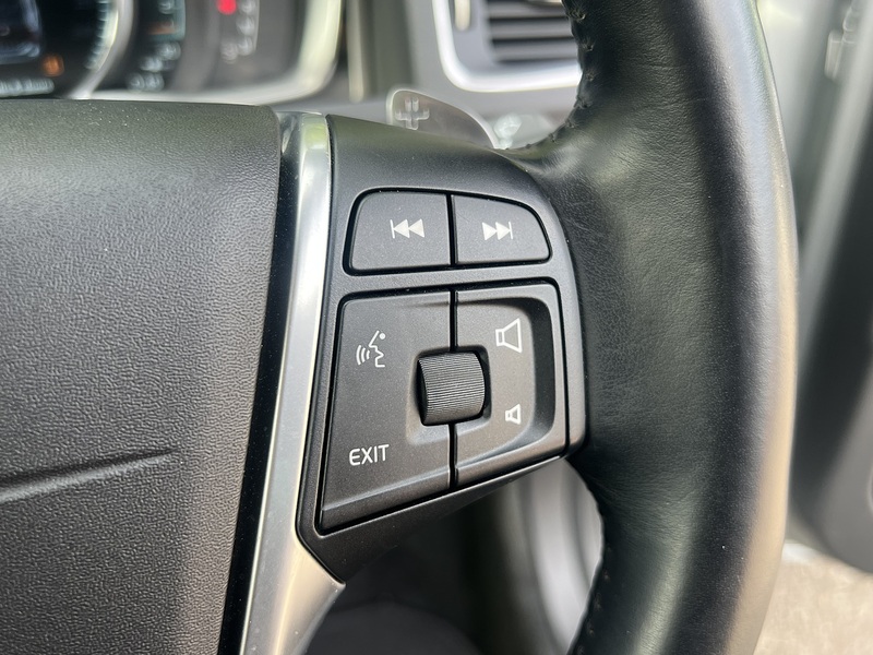 Volvo V60 T4 Se Lux Nav - U12284