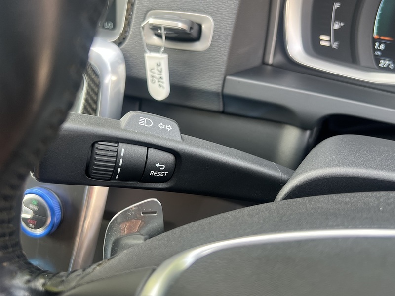 Volvo V60 T4 Se Lux Nav - U12284