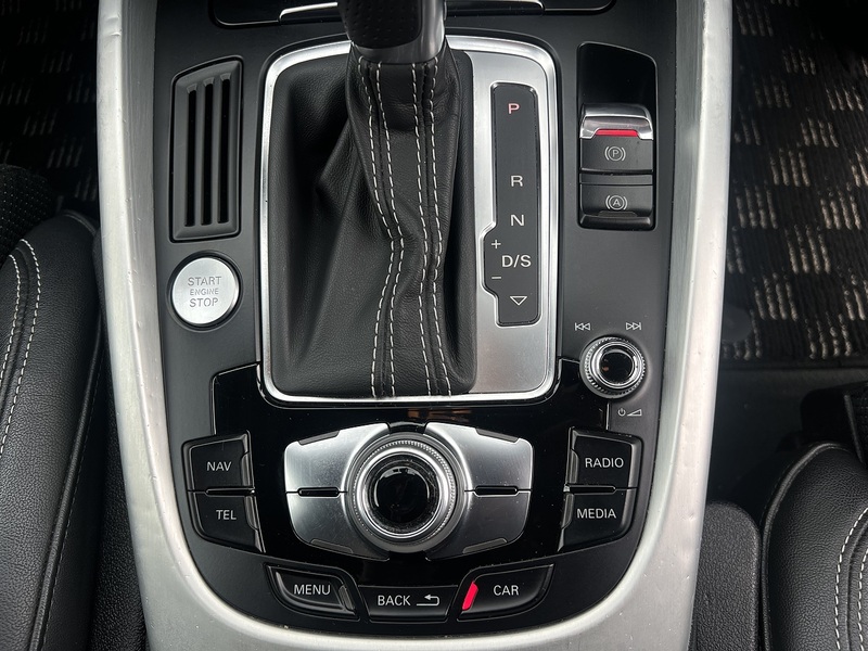 Audi Q5 Tfsi Quattro S Line Competition Plus - U12285