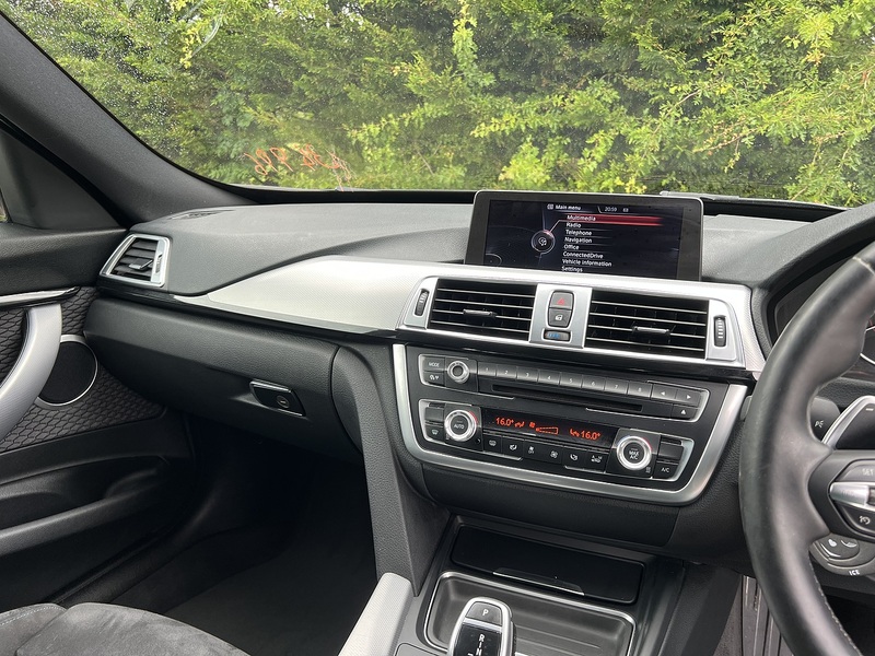 BMW 3 Series 320I M Sport Gran Turismo - U12287