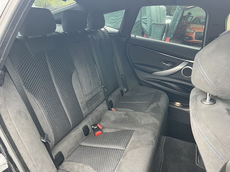 BMW 3 Series 320I M Sport Gran Turismo - U12287