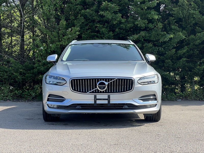 Volvo V90 T5 Momentum Pro - U12288