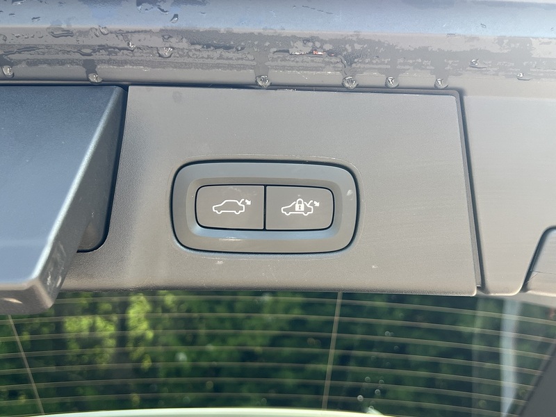 Volvo V90 T5 Momentum Pro - U12288