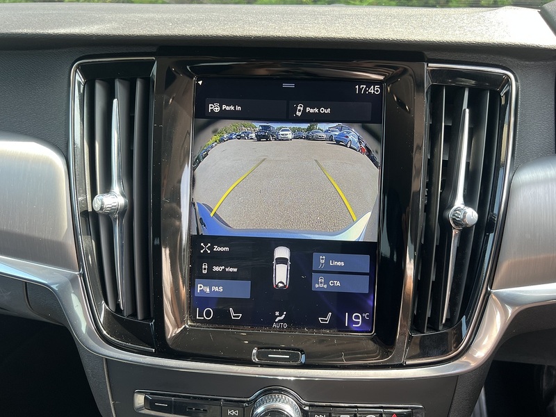 Volvo V90 T5 Momentum Pro - U12288