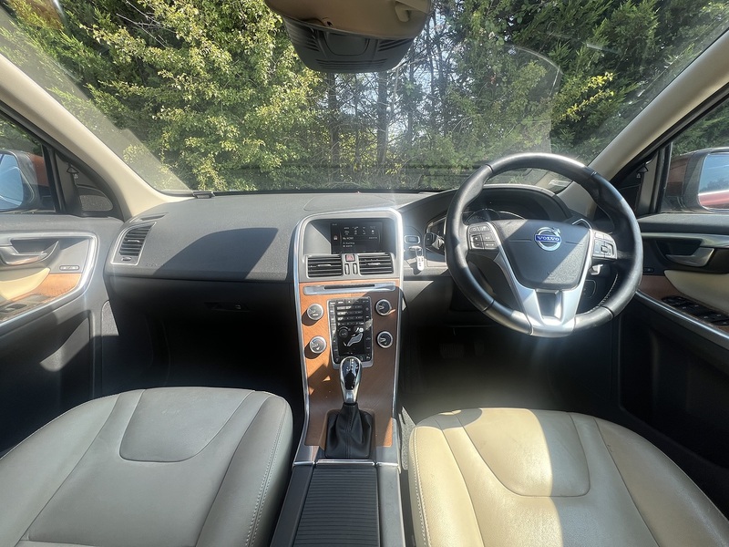 Volvo Xc60 T5 Se Lux Nav - U12290