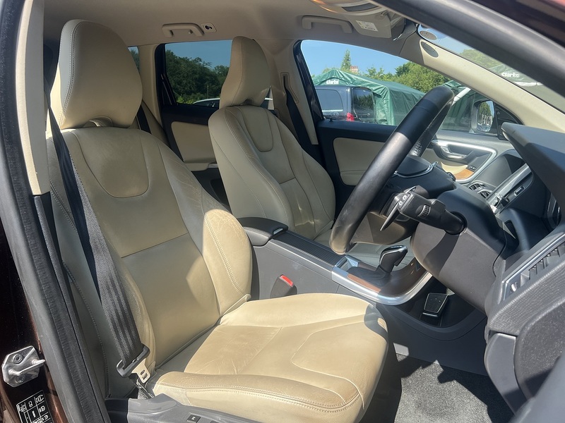 Volvo Xc60 T5 Se Lux Nav - U12290