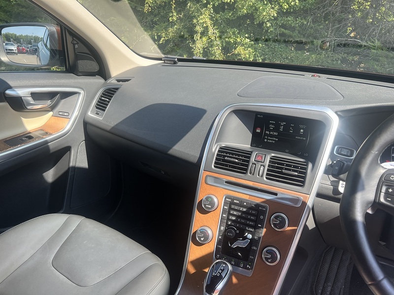 Volvo Xc60 T5 Se Lux Nav - U12290
