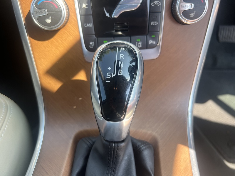 Volvo Xc60 T5 Se Lux Nav - U12290