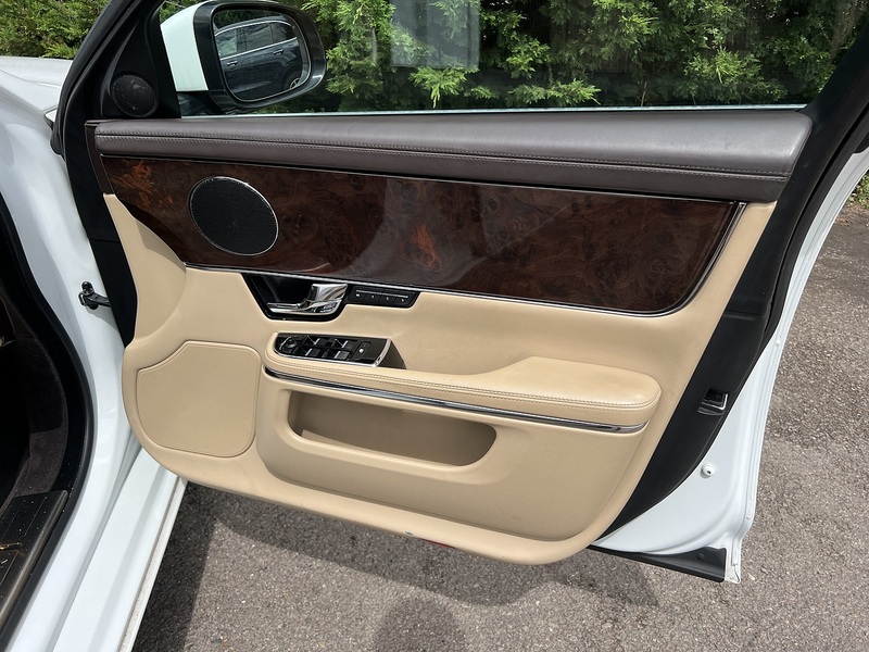 Jaguar Xj V8 Premium Luxury - U12297