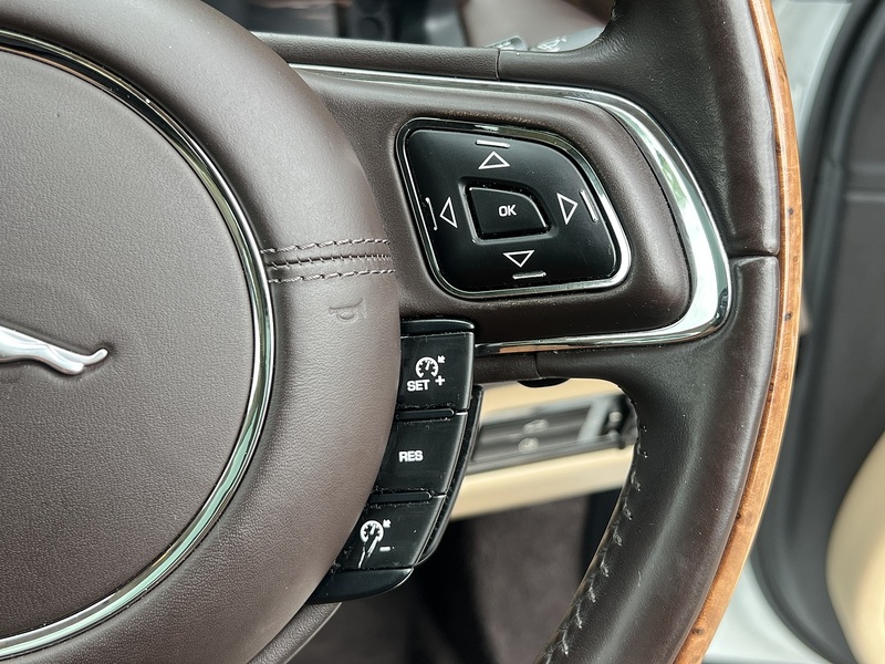 Jaguar Xj V8 Premium Luxury - U12297