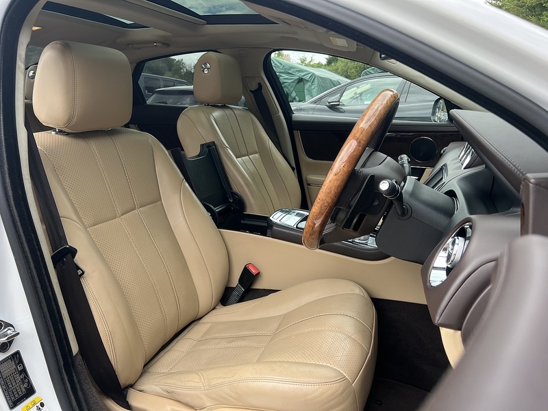 Jaguar Xj V8 Premium Luxury - U12297