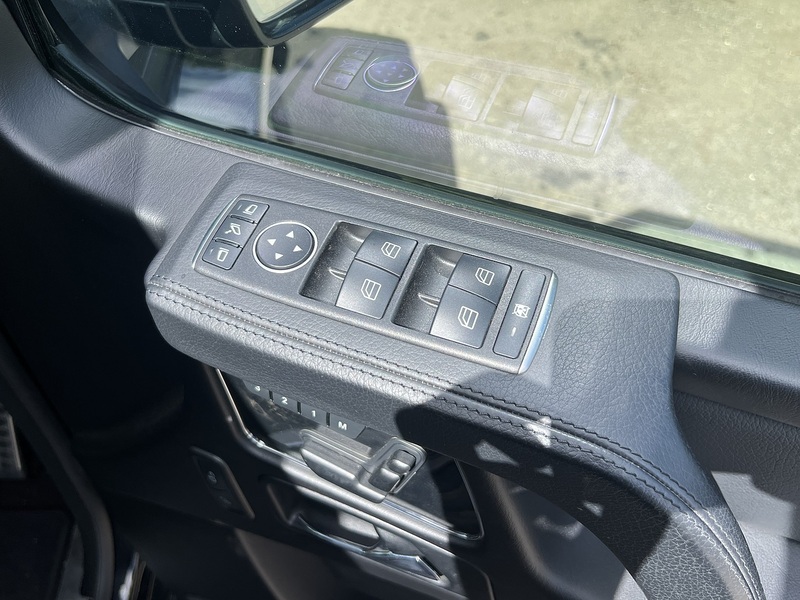 Mercedes-Benz G-Class G350 Bluetec - U12302