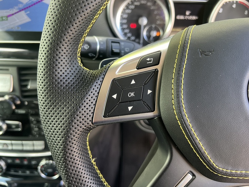 Mercedes-Benz G-Class G350 Bluetec - U12302