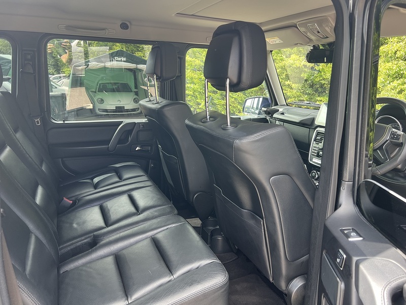 Mercedes-Benz G-Class G350 Bluetec - U12302