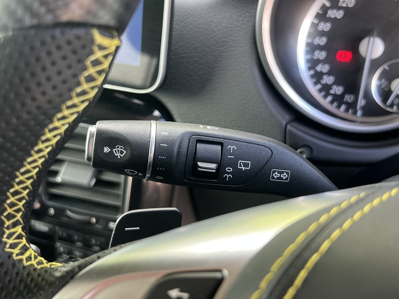 Mercedes-Benz G-Class G350 Bluetec - U12302