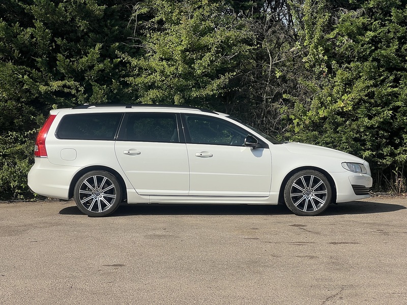 Volvo V70 T5 Dynamic Edition - U12305