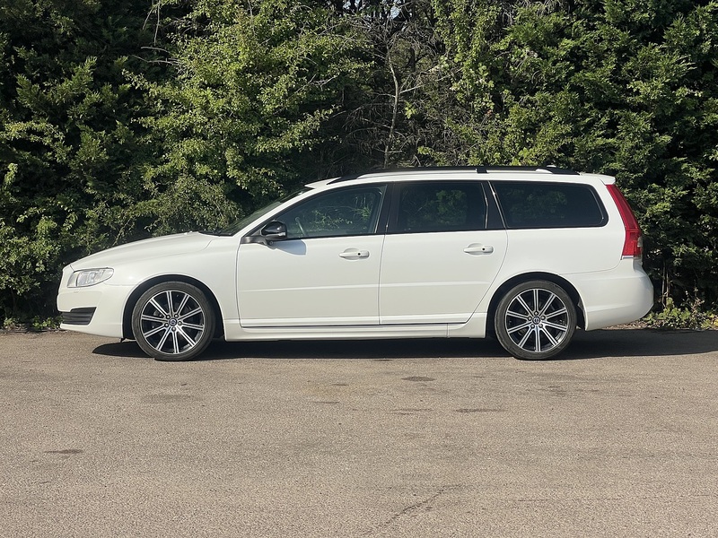 Volvo V70 T5 Dynamic Edition - U12305