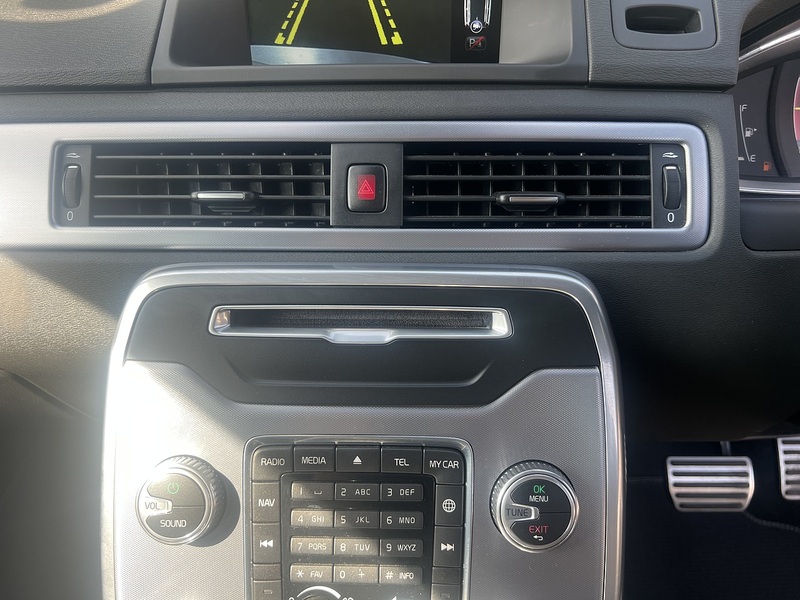 Volvo V70 T5 Dynamic Edition - U12305