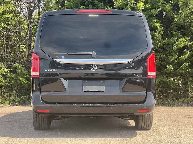 Mercedes-Benz V-Class V 220D Avantgarde Long - U12308