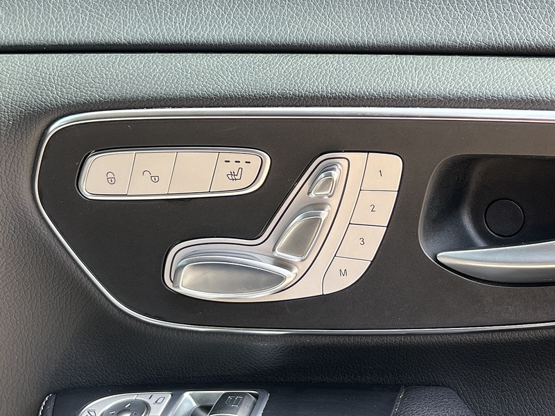 Mercedes-Benz V-Class V 220D Avantgarde Long - U12308